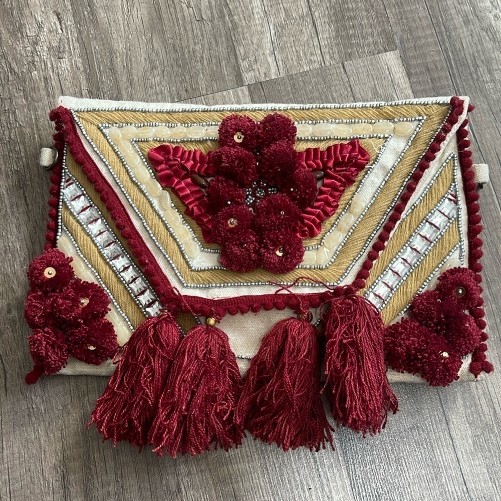 Boho tassel fringe clutch bag bohemian Festivalcore crossbody Spell red gold